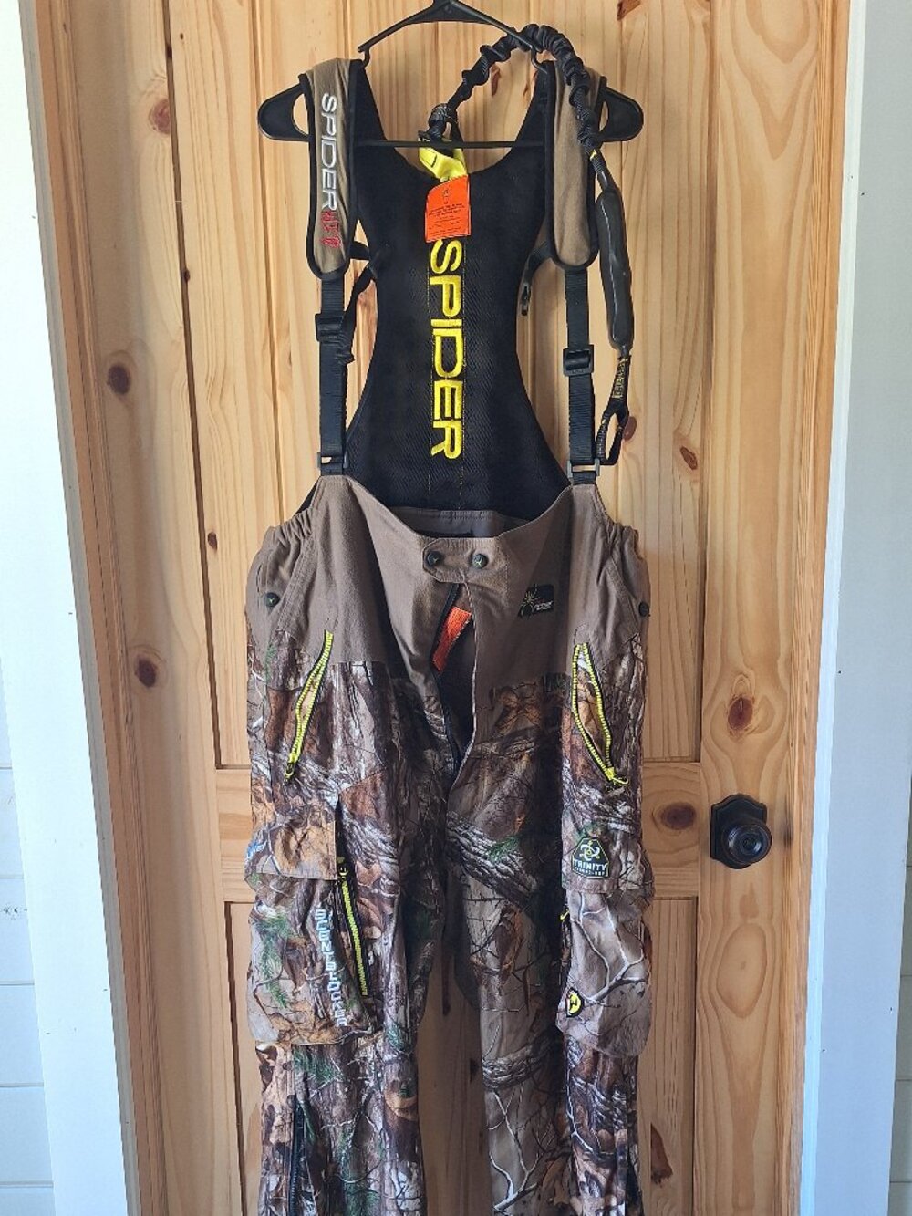 ScentBlocker Tree Spider SpiderWeb Outfitter Safety Harness Camo Bibs Mens XL